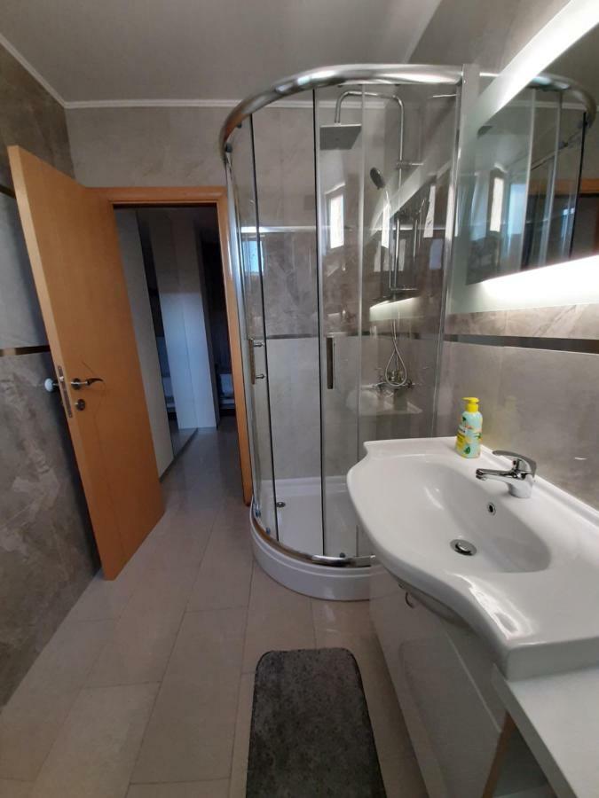 Centar Lux Vrsac Apartman Kültér fotó